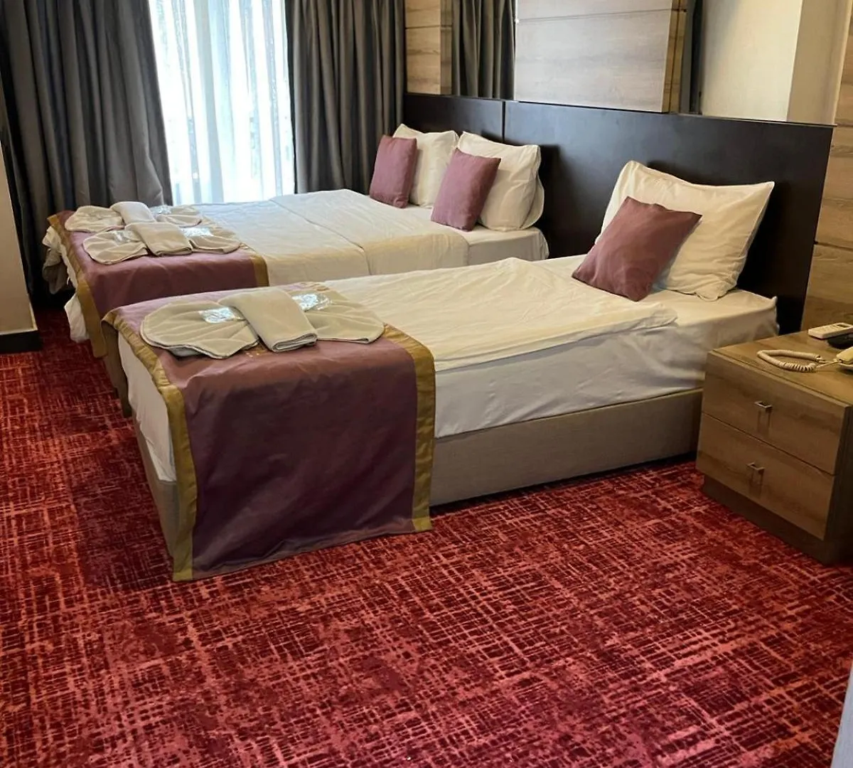 Nida Hotel City Center Стамбул